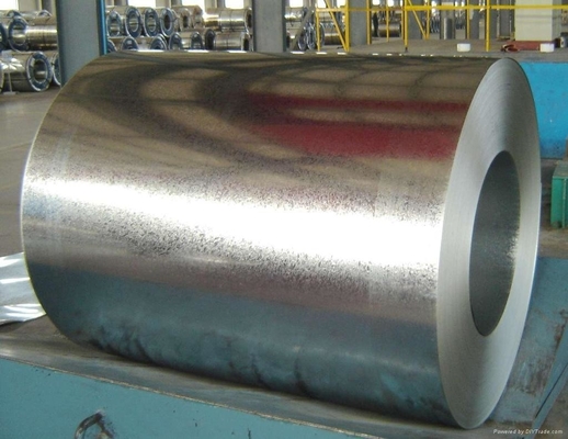 Porcellana Il Regular spangles l'acciaio galvanizzato della immersione calda 0.12-3.0 millimetri per costruzione e la macchina fornitore